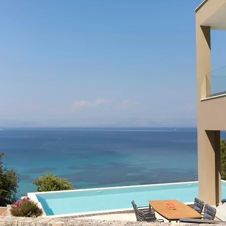 Boukaris Sleeps 8 Pool Air Con Wifi فيلة