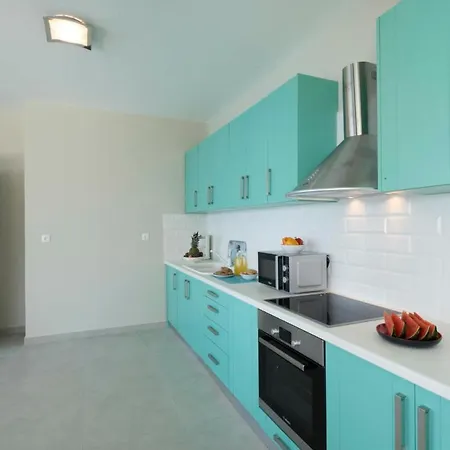 Boukaris Sleeps 8 Pool Air Con Wifi فيلة *