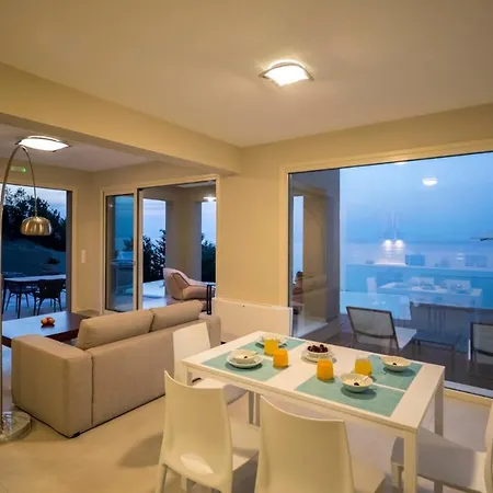Boukaris Sleeps 8 Pool Air Con Wifi Villa Mpoukaris
