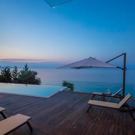 فيلة Boukaris Sleeps 8 Pool Air Con Wifi بوكاري