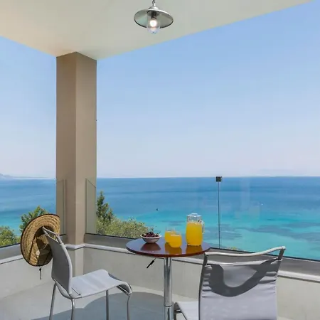 Boukaris Sleeps 8 Pool Air Con Wifi فيلة